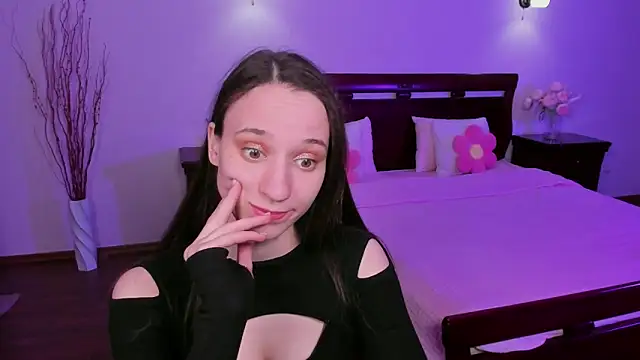 Snapshot of StaceySunny chatting on 04-29-26, 05:17 StaceySunny online show from 04-29-26, 05:17