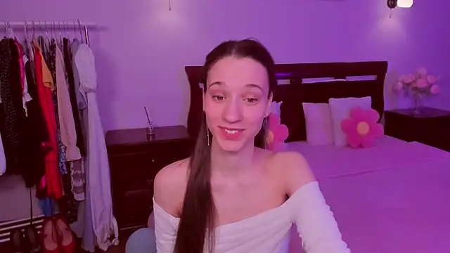 StaceySunny online show from 02-16-26, 05:11