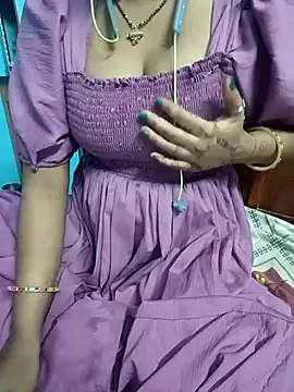 Snapshot of Angel-life chatting on 10-06-25, 01:07 Angel-life online show from 10-06-25, 01:07