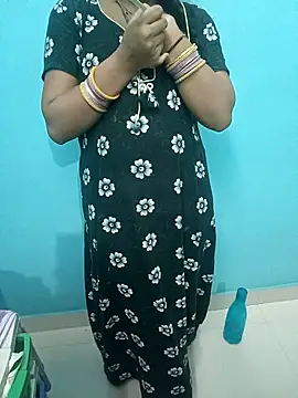 Snapshot of Angel-life chatting on 09-19-25, 04:00 Angel-life online show from 09-19-25, 04:00