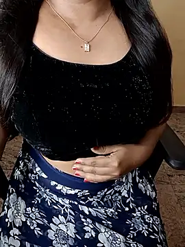 Snapshot of Adwithaa chatting on 05-18-26, 05:45 Adwithaa online show from 05-18-26, 05:45