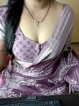 Snapshot of Adwithaa chatting on 01-08-26, 05:57 Adwithaa online show from 01-08-26, 05:57