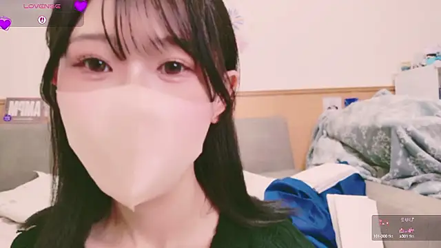 Conatsu online show from 09-15-25, 03:07