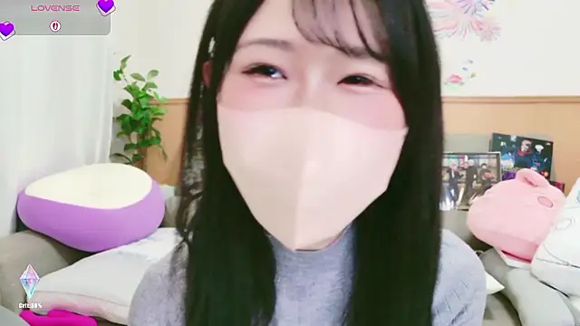 Conatsu online show from 11-25-25, 06:36