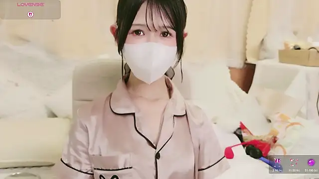 Conatsu online show from 05-28-26, 02:45