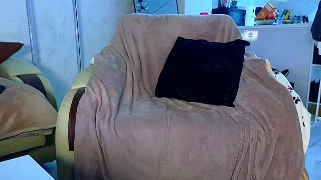 Snapshot of KimDavisBaby chatting on 02-07-26, 09:56 KimDavisBaby online show from 02-07-26, 09:56