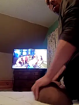 Bigloggz online show from 02-18-26, 01:03