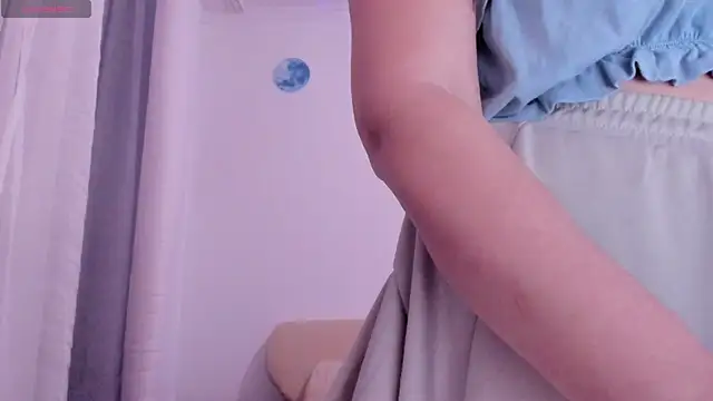 Miss Mia 5 online show from 02-09-25, 08:02