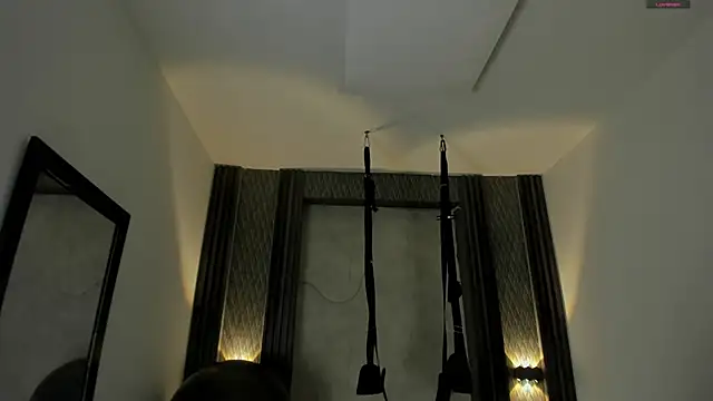 selene red  online show from 10-07-25, 01:45