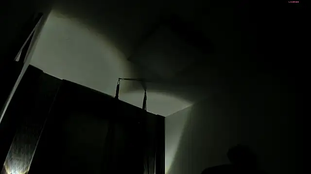 selene red  online show from 11-12-25, 01:26