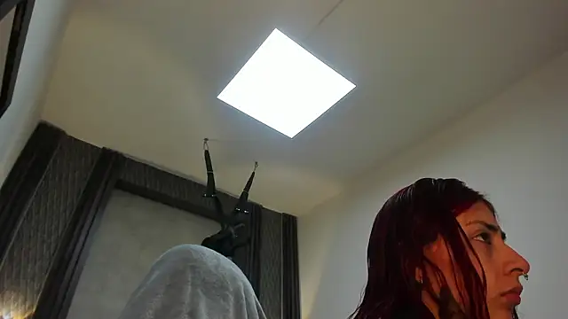 selene red  online show from 02-02-26, 12:31