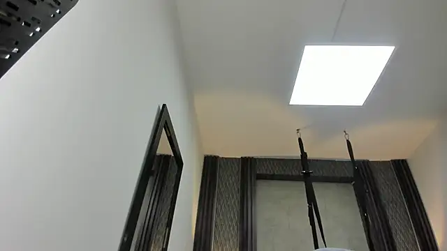 selene red  online show from 05-10-26, 02:04