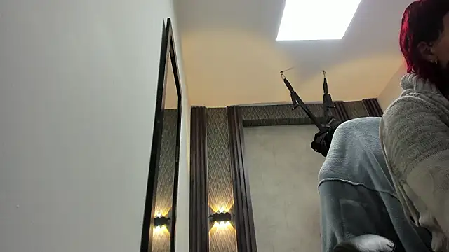 selene red  online show from 02-24-26, 12:22