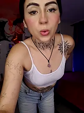 Bonnye star online show from 10-18-25, 04:03