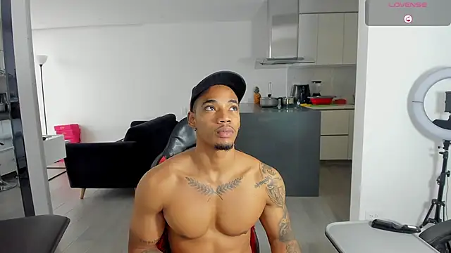 Snapshot of TROYWESLY- chatting on 05-07-26, 02:31 TROYWESLY- online show from 05-07-26, 02:31