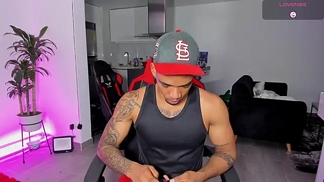 TROYWESLY- online show from 11-05-25, 11:41