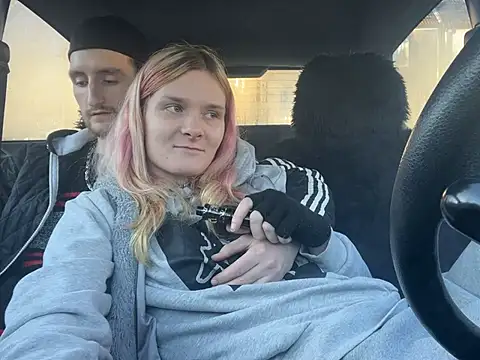 Snapshot of emma_neko chatting on 01-13-25, 01:39 emma neko online show from 01-13-25, 01:39