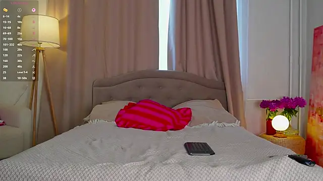 Snapshot of Tasha_Miu chatting on 06-14-26, 03:35 Tasha Miu online show from 06-14-26, 03:35