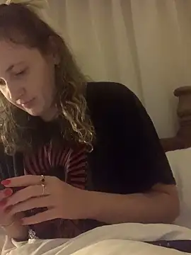 Littlelolo60 online show from 12-22-25, 10:54