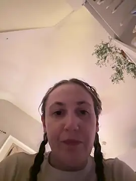 Littlelolo60 online show from 04-10-26, 09:11