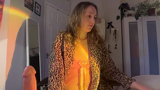 Littlelolo60 online show from 02-05-26, 05:20