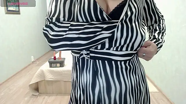 Snapshot of supersex_96 chatting on 02-23-25, 05:01 supersex 96 online show from 02-23-25, 05:01