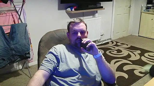 Snapshot of chubby_british_blonde_uk chatting on 02-19-26, 09:45 chubby british blonde uk online show from 02-19-26, 09:45