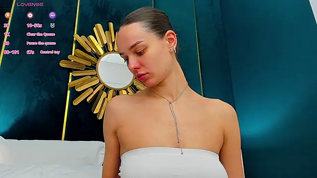 AprilWong online show from 04-01-26, 05:20