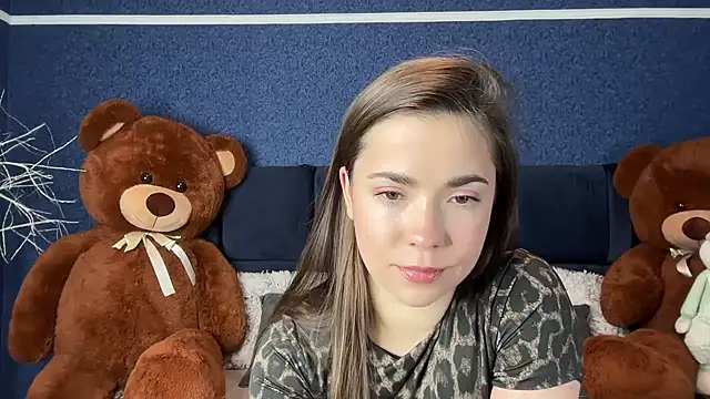 Mika Miller online show from 04-14-26, 08:14