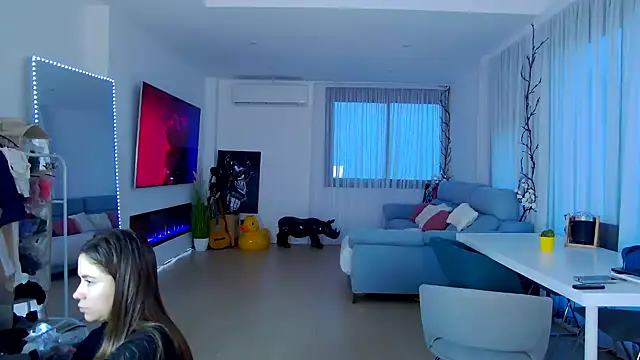 Mika Miller online show from 11-05-25, 04:10