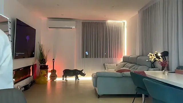 Mika Miller online show from 01-13-26, 12:25