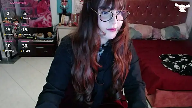 Snapshot of Avril2001 chatting on 02-12-26, 03:17 Avril2001 online show from 02-12-26, 03:17