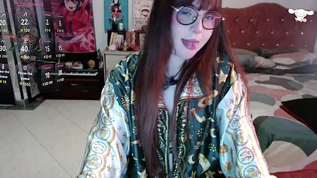 Snapshot of Avril2001 chatting on 02-26-26, 03:17 Avril2001 online show from 02-26-26, 03:17