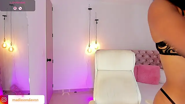 madisson davon online show from 10-01-25, 12:09