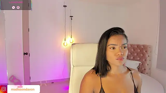 madisson davon online show from 10-04-25, 09:49