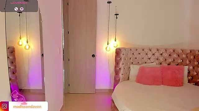 madisson davon online show from 01-18-26, 03:15