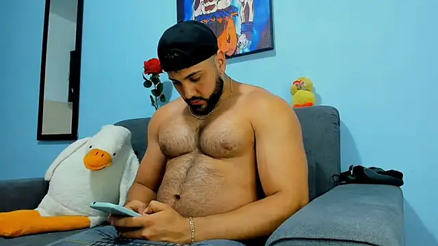Snapshot of ETHAN_ROX chatting on 03-07-25, 09:27 ETHAN ROX online show from 03-07-25, 09:27