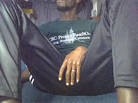 Delicious-D online show from 11-14-25, 05:33