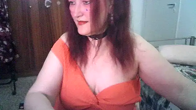 SabrinaXlovess online show from 05-28-26, 06:25