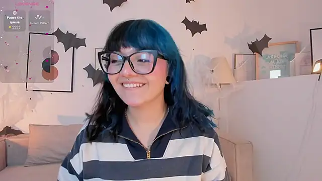 Sweet Namii online show from 11-05-25, 07:50