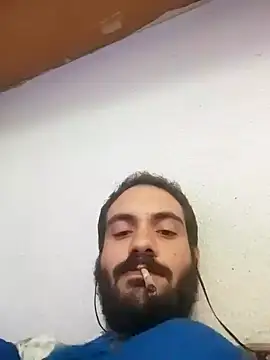 skrigul12 online show from 11-02-25, 03:44