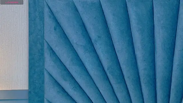 Camille Torres online show from 03-18-25, 06:50