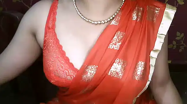 Snapshot of VR_here_4U chatting on 12-29-24, 08:04 VR here 4U online show from 12-29-24, 08:04