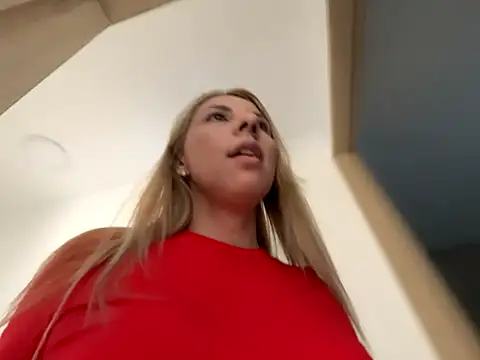 DollMagguie online show from 10-20-25, 03:12