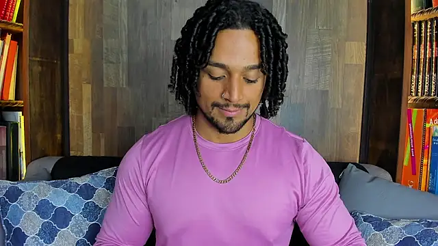 Snapshot of MikeEstevess chatting on 02-04-25, 04:26 MikeEstevess online show from 02-04-25, 04:26