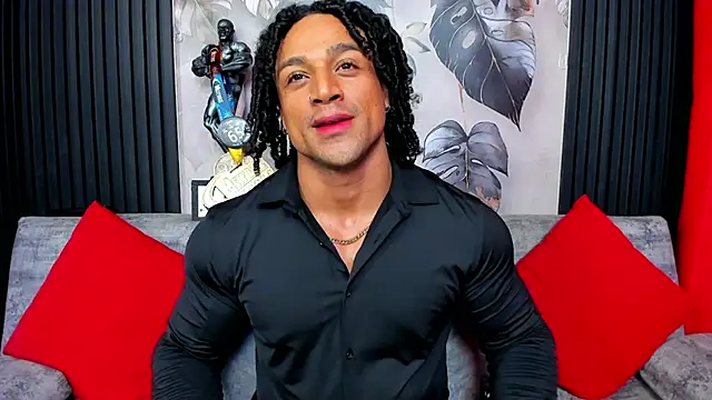 Snapshot of MikeEstevess chatting on 09-20-25, 02:16 MikeEstevess online show from 09-20-25, 02:16