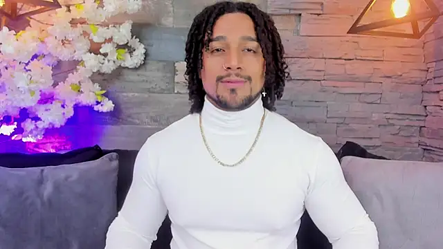 Snapshot of MikeEstevess chatting on 02-23-25, 12:05 MikeEstevess online show from 02-23-25, 12:05