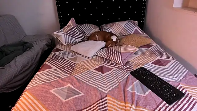 valerie luxe  online show from 04-04-26, 04:41