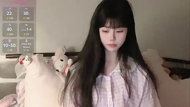 Qedgjwyz1 online show from 04-12-26, 09:40