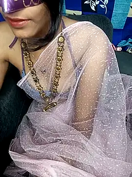 Snapshot of REVA_DARLING chatting on 03-06-25, 02:40 REVA DARLING online show from 03-06-25, 02:40